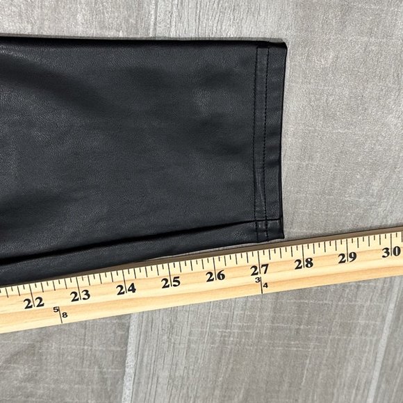 Aritzia Wilfred Free Daria Pant High-Waisted Vegan Leather Leggings in Black - Picture 12 of 15